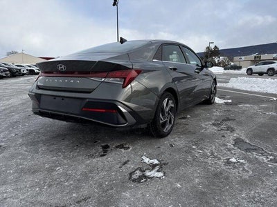 2025 Hyundai ELANTRA SEL Convenience IVT