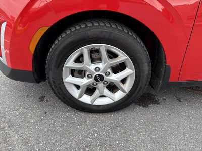 2024 Kia Soul LX IVT