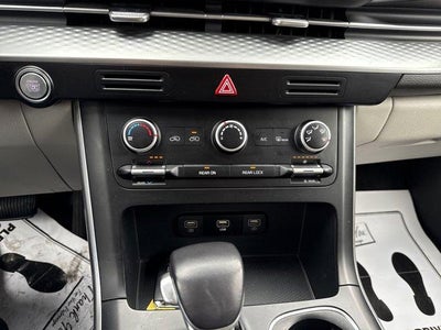 2024 Kia Carnival LX FWD w/Seat Pkg