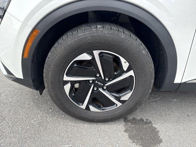 2023 Kia Sportage Hybrid LX AWD
