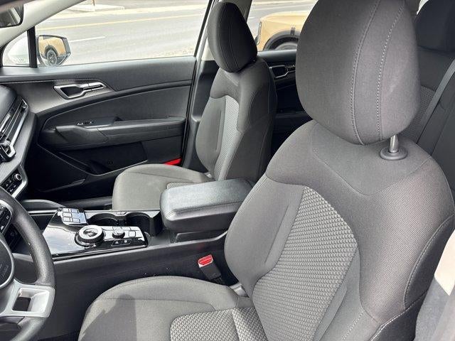 2023 Kia Sportage Hybrid LX AWD