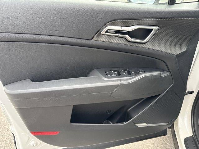2023 Kia Sportage Hybrid LX AWD