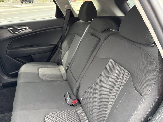 2023 Kia Sportage Hybrid LX AWD