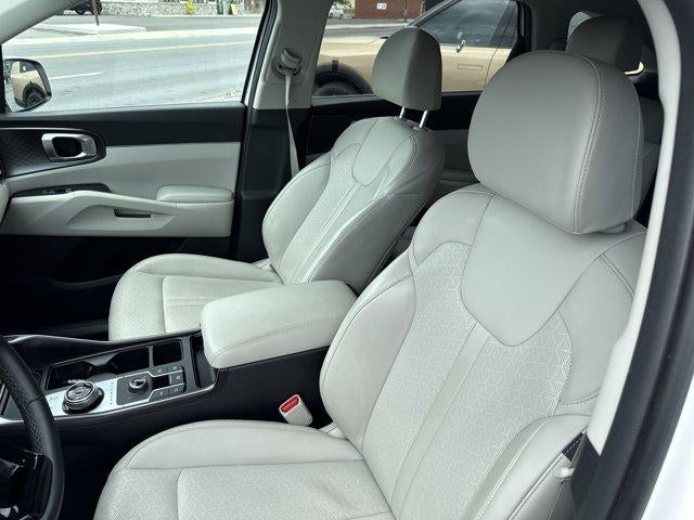 2023 Kia Sorento Hybrid EX AWD