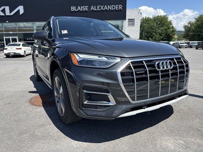 2023 Audi Q5 Premium 40 TFSI quattro