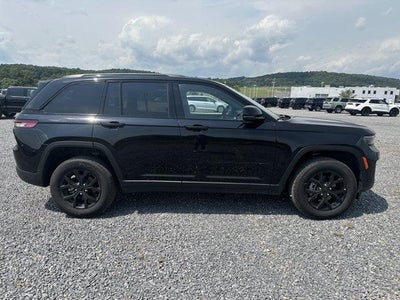 2025 Jeep Grand Cherokee Altitude X 4x4