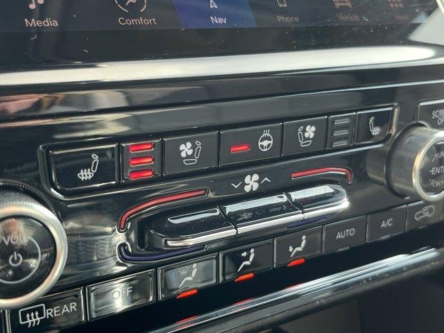 2022 Jeep Grand Cherokee 4xe Overland 4x4