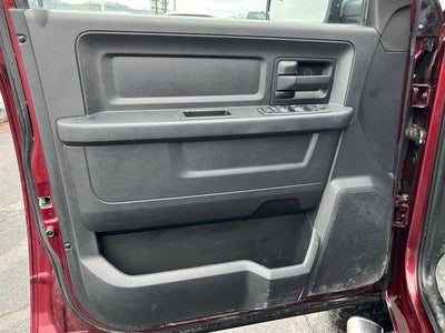 2017 RAM 1500 Express 4x4 Quad Cab 6'4" Box