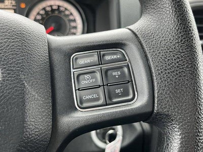 2017 RAM 1500 Express 4x4 Quad Cab 6'4" Box