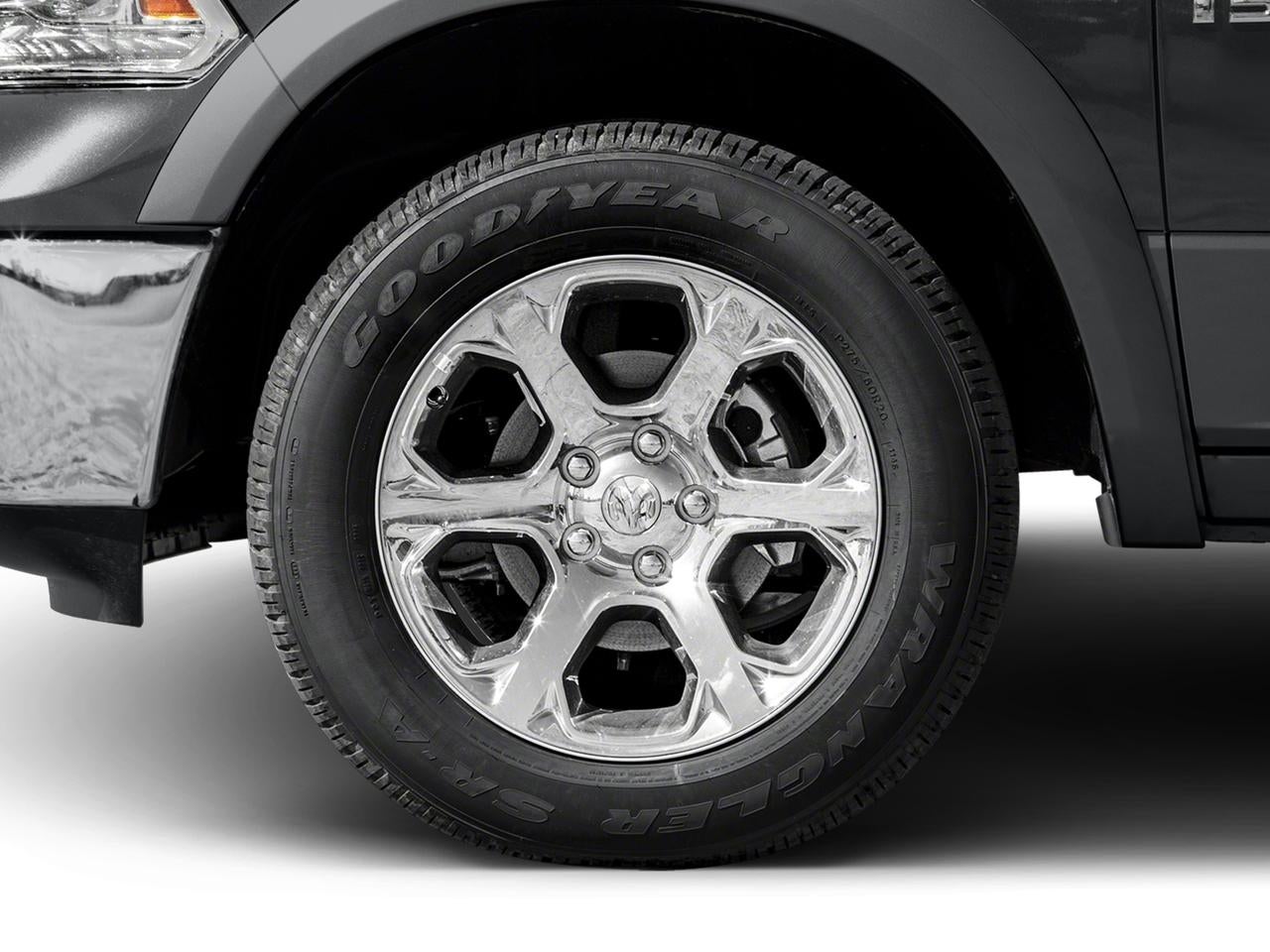 2016 RAM 1500 4WD Crew Cab 5.7 Ft Box Laramie
