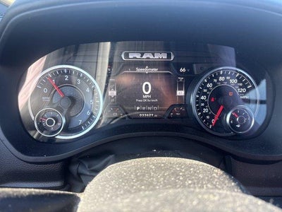 2022 RAM 1500 Big Horn 4x4 Quad Cab 6'4" Box