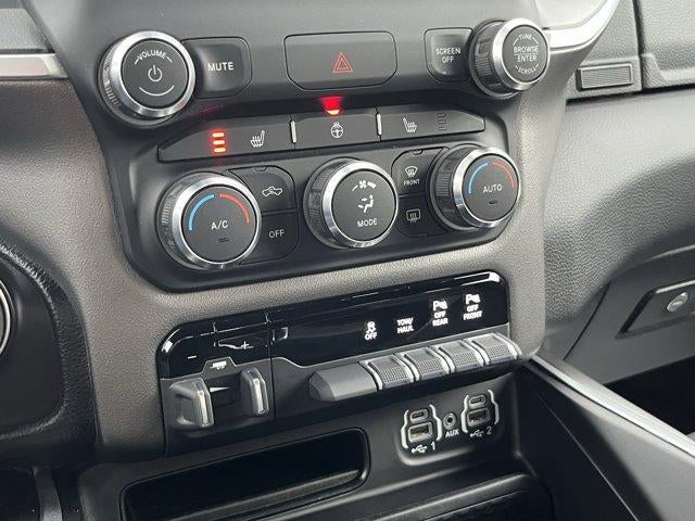 2022 RAM 1500 Big Horn 4x4 Crew Cab 5'7" Box