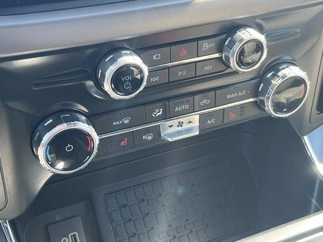 2025 Ford F-150 XLT 4WD SuperCrew 5.5' Box