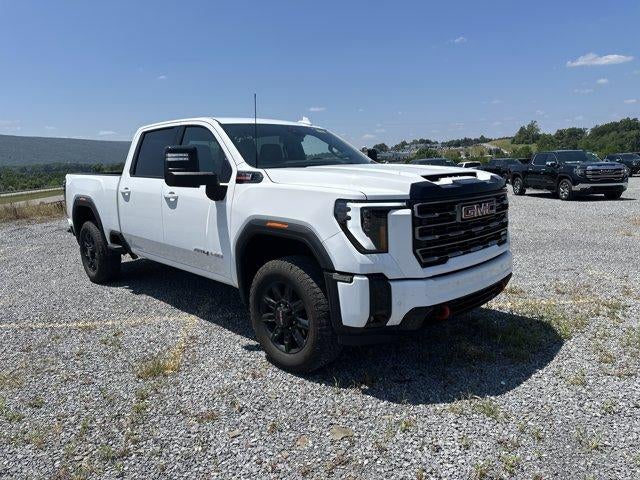 2025 GMC Sierra 2500 HD Crew Cab Standard Box 4-Wheel Drive AT4