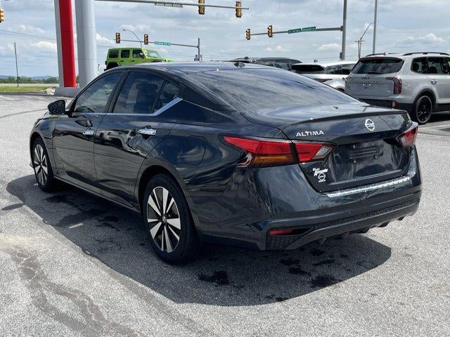2022 Nissan Altima 2.5 SV Sedan