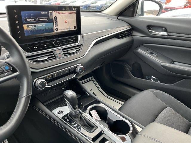 2024 Nissan Altima 2.5 SV AWD Sedan