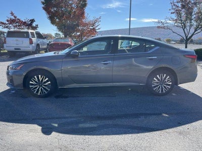 2024 Nissan Altima 2.5 SV AWD Sedan
