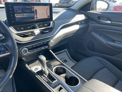 2024 Nissan Altima 2.5 SV AWD Sedan