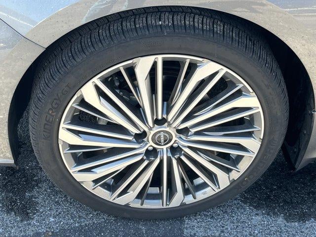2024 Nissan Altima 2.5 SL AWD Sedan