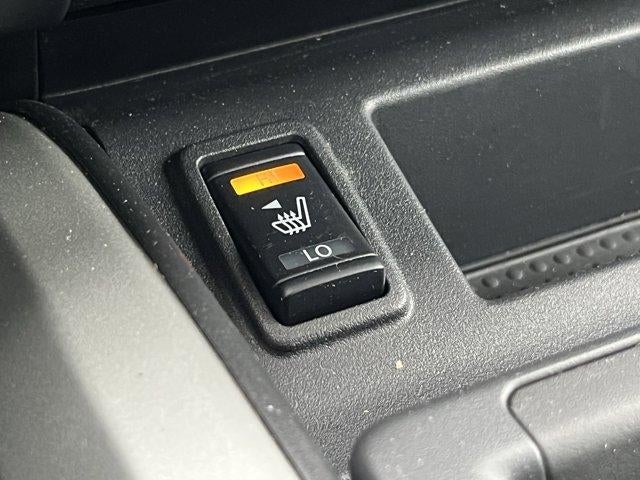 2024 Nissan Titan 4x4 Crew Cab SV