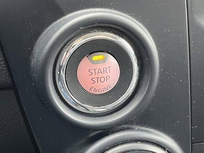 2024 Nissan Titan 4x4 Crew Cab SV