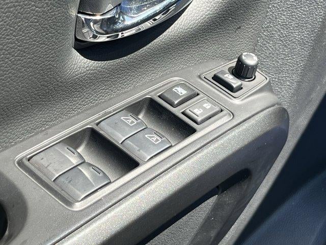 2023 Nissan Titan 4x4 Crew Cab PRO-4X