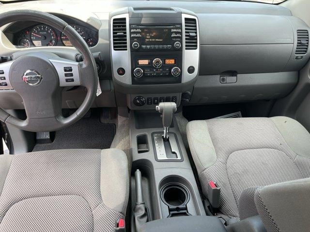2014 Nissan Frontier 4WD Crew Cab SWB Auto SV