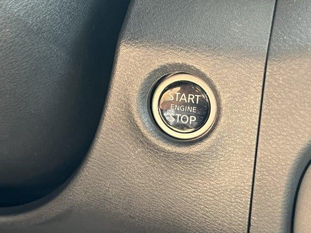 2024 Nissan Frontier King Cab 4x4 SV