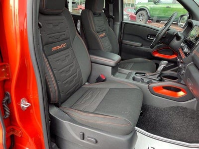 2025 Nissan Frontier Crew Cab 4x4 PRO-4X