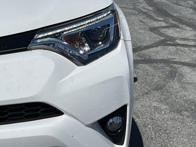 2018 Toyota RAV4 SE AWD (Natl)