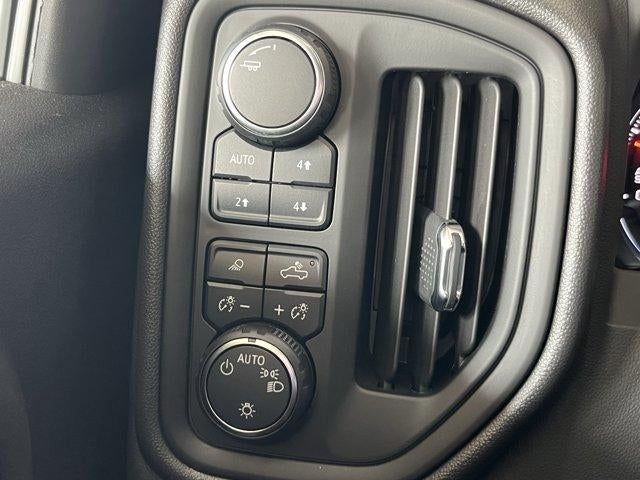 2025 Chevrolet Silverado 1500 Regular Cab Standard Box 4-Wheel Drive WT