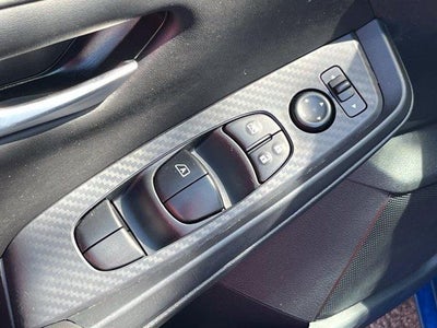 2025 Nissan Sentra SV CVT