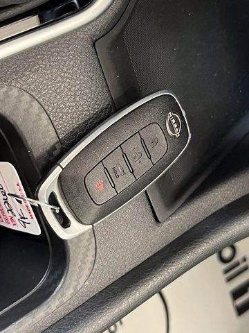 2025 Nissan Sentra SV CVT