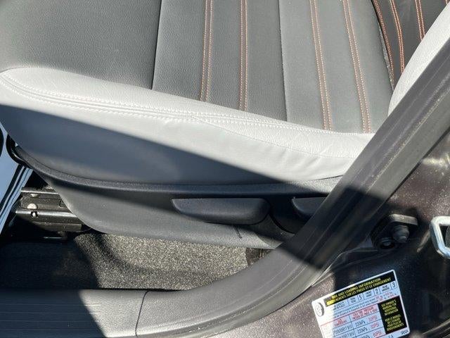 2024 Nissan Kicks SR FWD