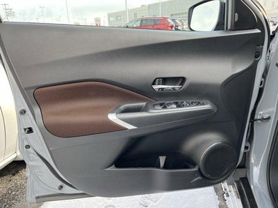 2024 Nissan Kicks SR FWD