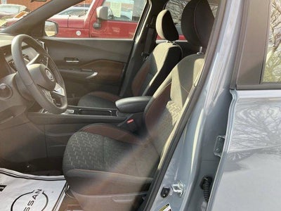 2024 Nissan Kicks SR FWD