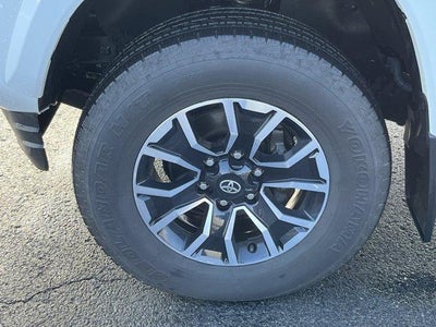 2023 Toyota Tacoma 4WD 4WD TRD Sport Double Cab 5' Bed V6 MT (Natl)