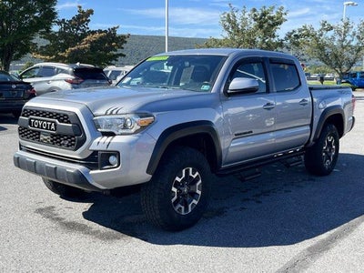 2019 Toyota Tacoma 4WD 4WD TRD Off Road Double Cab 5' Bed V6 AT (Natl)