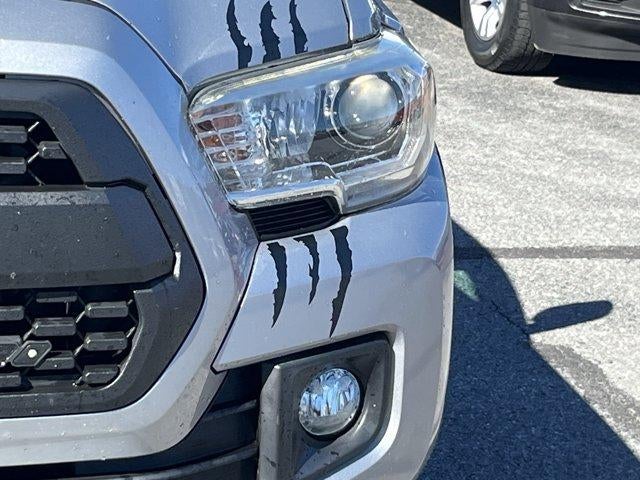 2019 Toyota Tacoma 4WD 4WD TRD Off Road Double Cab 5' Bed V6 AT (Natl)