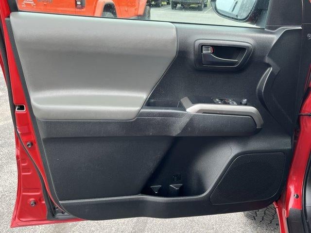 2022 Toyota Tacoma 4WD 4WD SR5 Access Cab 6' Bed V6 AT (SE)