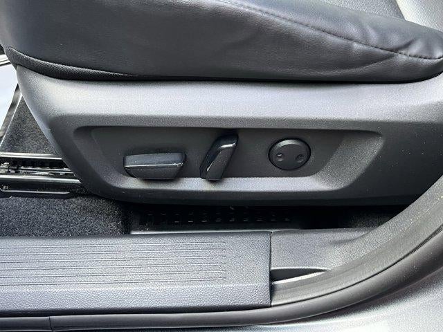 2023 Nissan Rogue AWD SV *Ltd Avail*