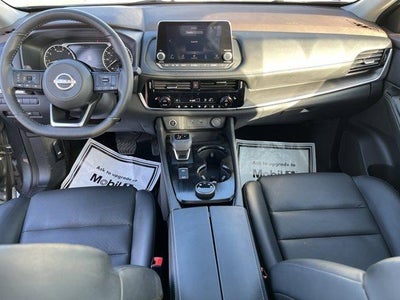 2023 Nissan Rogue AWD SV *Ltd Avail*