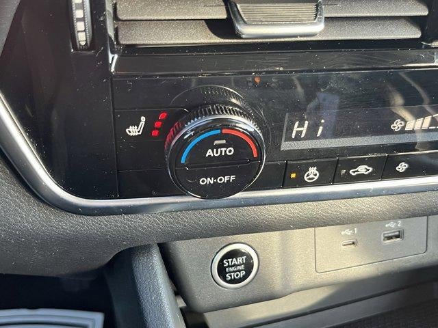 2023 Nissan Rogue AWD SV *Ltd Avail*