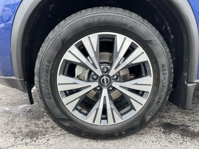 2023 Nissan Rogue AWD SV