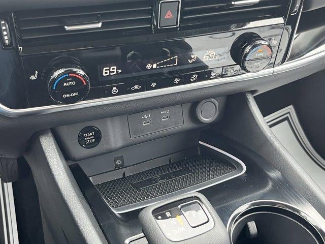 2024 Nissan Rogue AWD SL