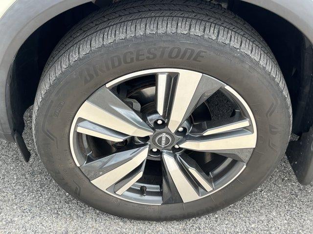 2023 Nissan Rogue AWD SL