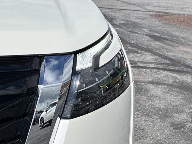 2023 Nissan Pathfinder SV 4WD