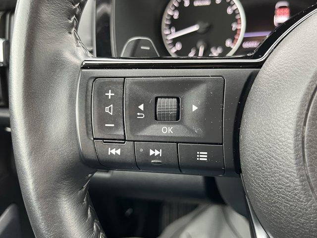 2023 Nissan Pathfinder SL 4WD