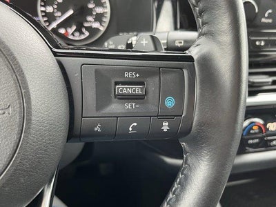 2023 Nissan Pathfinder SL 4WD
