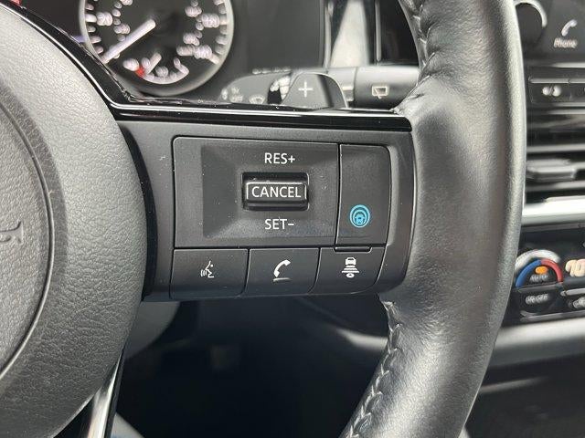2023 Nissan Pathfinder SL 4WD